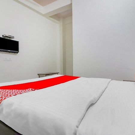 Rajlakshmi Guest House Mathura Kültér fotó