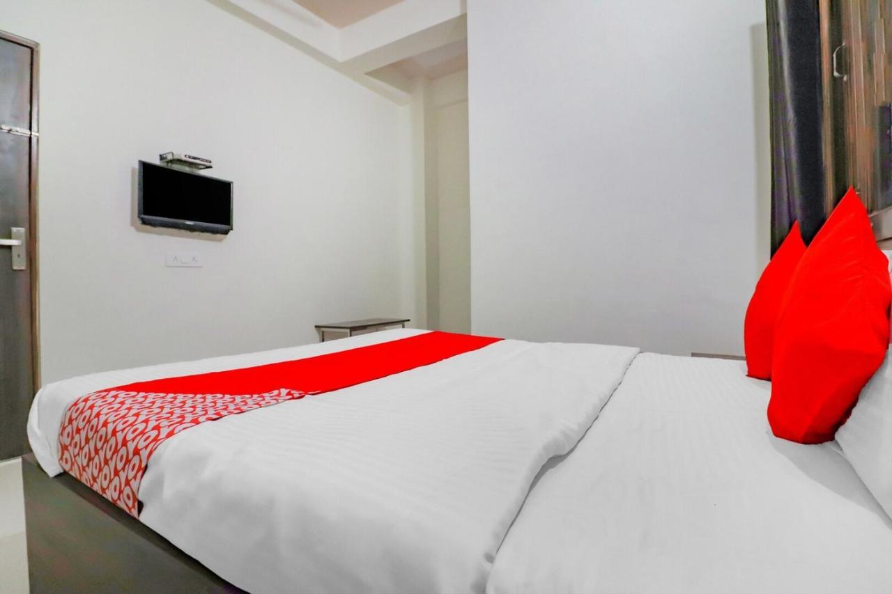 Rajlakshmi Guest House Mathura Kültér fotó