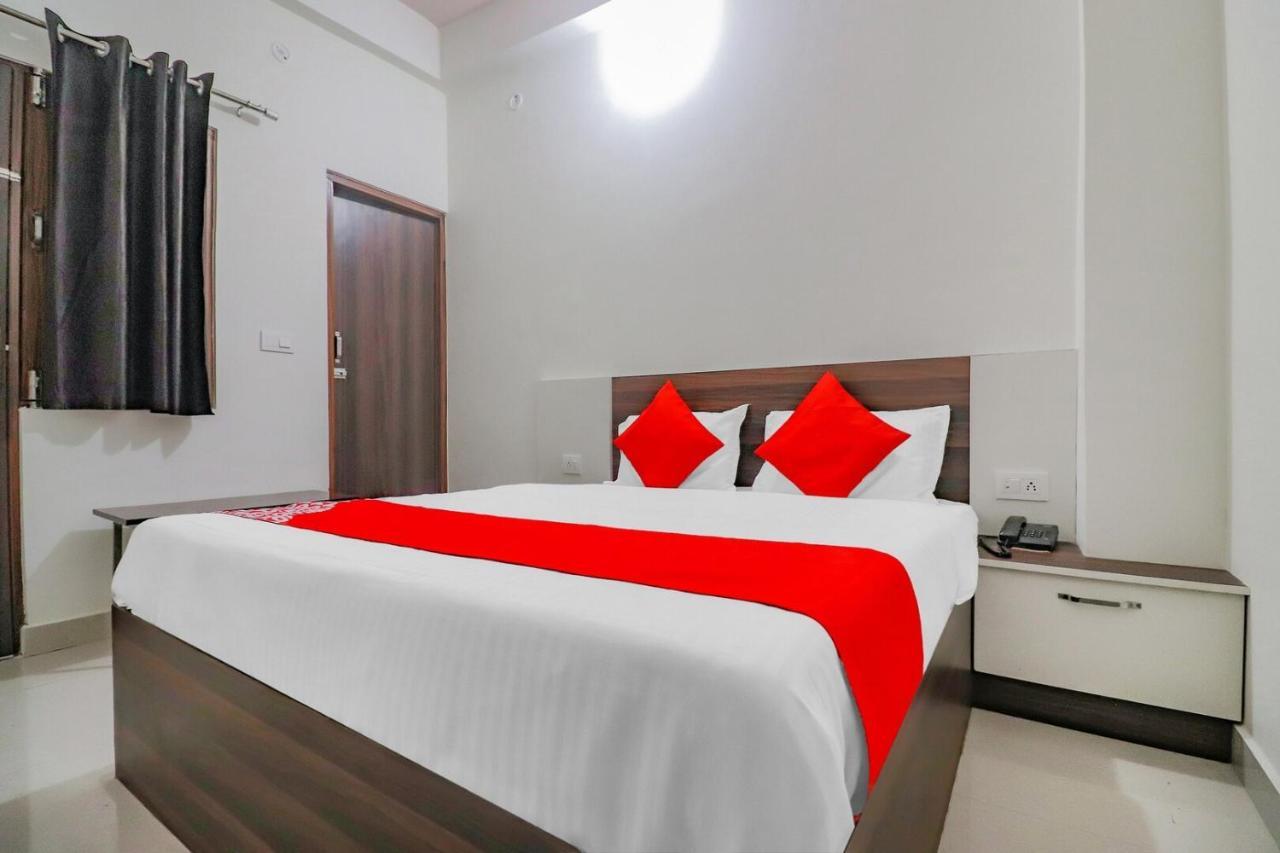 Rajlakshmi Guest House Mathura Kültér fotó